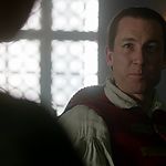 OUTLANDER_-_E1X06_THE_GARRISON_COMMANDER_2942.jpg