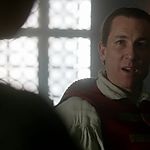 OUTLANDER_-_E1X06_THE_GARRISON_COMMANDER_2945.jpg