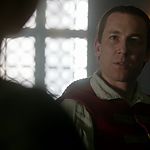 OUTLANDER_-_E1X06_THE_GARRISON_COMMANDER_2983.jpg