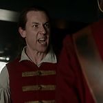 OUTLANDER_-_E1X06_THE_GARRISON_COMMANDER_3126.jpg