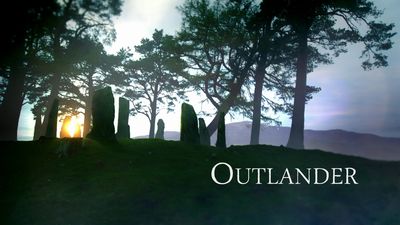 OUTLANDER_-_E1X08_BOTH_SIDES_NOW_0002.jpg