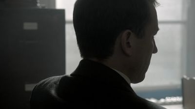 OUTLANDER_-_E1X08_BOTH_SIDES_NOW_0011.jpg