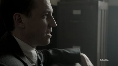OUTLANDER_-_E1X08_BOTH_SIDES_NOW_0050.jpg