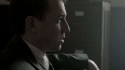 OUTLANDER_-_E1X08_BOTH_SIDES_NOW_0056.jpg