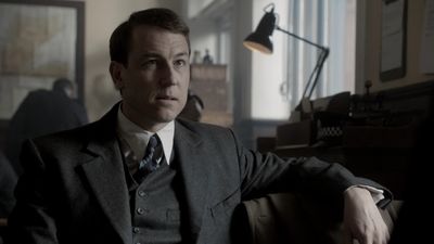 OUTLANDER_-_E1X08_BOTH_SIDES_NOW_0080.jpg
