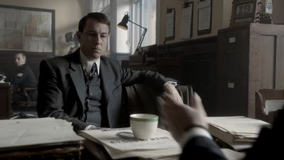 OUTLANDER_-_E1X08_BOTH_SIDES_NOW_0091.jpg