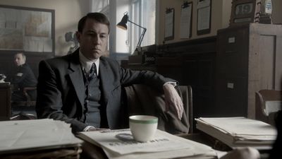 OUTLANDER_-_E1X08_BOTH_SIDES_NOW_0092.jpg