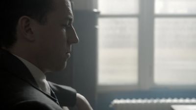 OUTLANDER_-_E1X08_BOTH_SIDES_NOW_0095.jpg