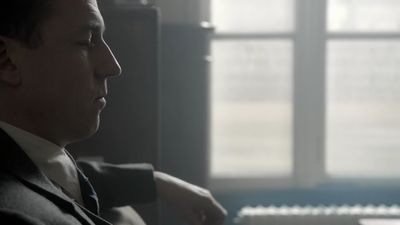 OUTLANDER_-_E1X08_BOTH_SIDES_NOW_0096.jpg