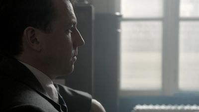 OUTLANDER_-_E1X08_BOTH_SIDES_NOW_0099.jpg