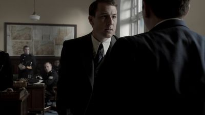 OUTLANDER_-_E1X08_BOTH_SIDES_NOW_0117.jpg