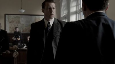 OUTLANDER_-_E1X08_BOTH_SIDES_NOW_0118.jpg