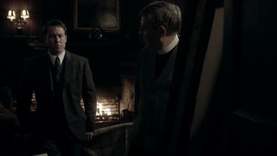 OUTLANDER_-_E1X08_BOTH_SIDES_NOW_0137.jpg