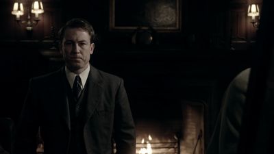 OUTLANDER_-_E1X08_BOTH_SIDES_NOW_0157.jpg