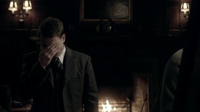 OUTLANDER_-_E1X08_BOTH_SIDES_NOW_0161.jpg