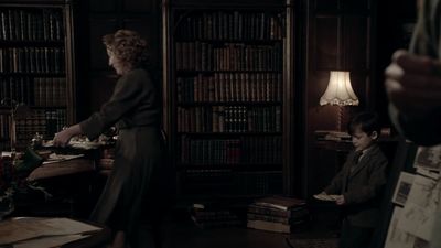 OUTLANDER_-_E1X08_BOTH_SIDES_NOW_0178.jpg