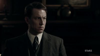 OUTLANDER_-_E1X08_BOTH_SIDES_NOW_0206.jpg