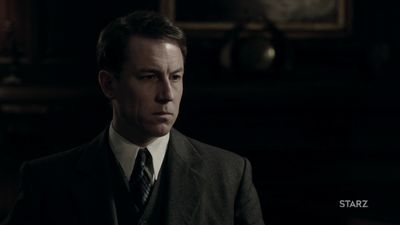 OUTLANDER_-_E1X08_BOTH_SIDES_NOW_0209.jpg