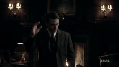 OUTLANDER_-_E1X08_BOTH_SIDES_NOW_0213.jpg