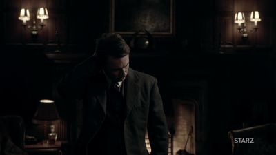 OUTLANDER_-_E1X08_BOTH_SIDES_NOW_0215.jpg
