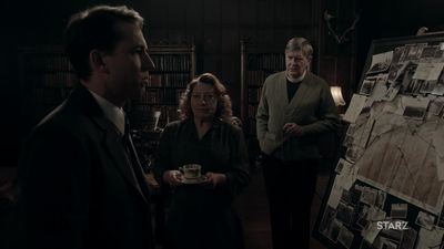 OUTLANDER_-_E1X08_BOTH_SIDES_NOW_0220.jpg