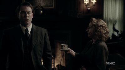 OUTLANDER_-_E1X08_BOTH_SIDES_NOW_0225.jpg