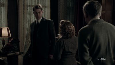 OUTLANDER_-_E1X08_BOTH_SIDES_NOW_0236.jpg