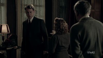 OUTLANDER_-_E1X08_BOTH_SIDES_NOW_0237.jpg
