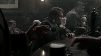 OUTLANDER_-_E1X08_BOTH_SIDES_NOW_0253.jpg