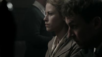 OUTLANDER_-_E1X08_BOTH_SIDES_NOW_0266.jpg