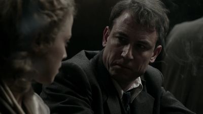 OUTLANDER_-_E1X08_BOTH_SIDES_NOW_0296.jpg