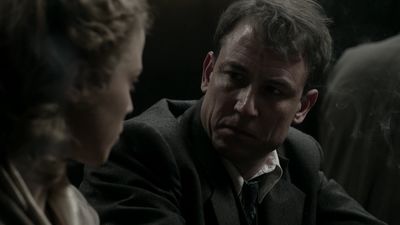 OUTLANDER_-_E1X08_BOTH_SIDES_NOW_0297.jpg
