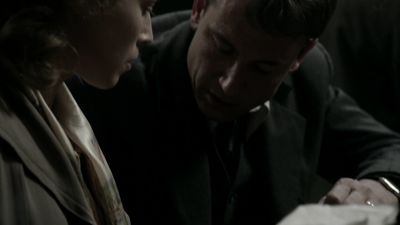 OUTLANDER_-_E1X08_BOTH_SIDES_NOW_0310.jpg