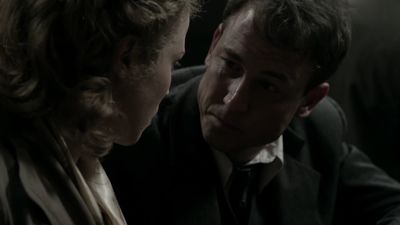OUTLANDER_-_E1X08_BOTH_SIDES_NOW_0312.jpg