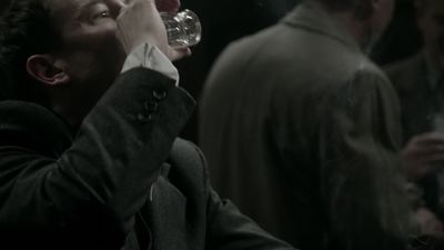 OUTLANDER_-_E1X08_BOTH_SIDES_NOW_0338.jpg