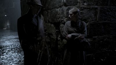 OUTLANDER_-_E1X08_BOTH_SIDES_NOW_0352.jpg