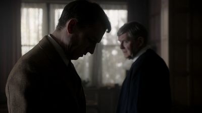 OUTLANDER_-_E1X08_BOTH_SIDES_NOW_0432.jpg