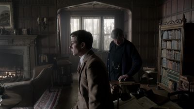 OUTLANDER_-_E1X08_BOTH_SIDES_NOW_0447.jpg