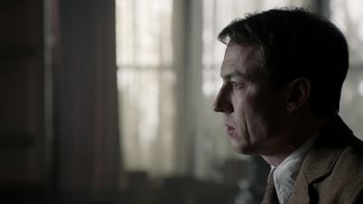 OUTLANDER_-_E1X08_BOTH_SIDES_NOW_0455.jpg