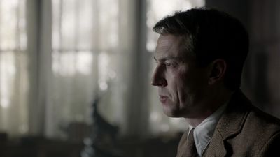 OUTLANDER_-_E1X08_BOTH_SIDES_NOW_0464.jpg