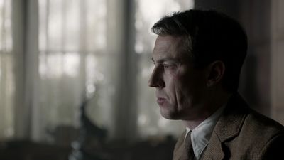 OUTLANDER_-_E1X08_BOTH_SIDES_NOW_0465.jpg