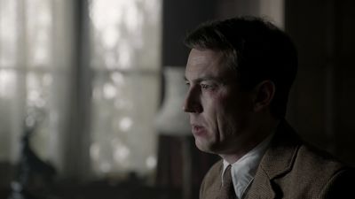 OUTLANDER_-_E1X08_BOTH_SIDES_NOW_0472.jpg
