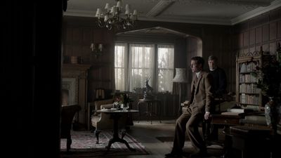 OUTLANDER_-_E1X08_BOTH_SIDES_NOW_0480.jpg