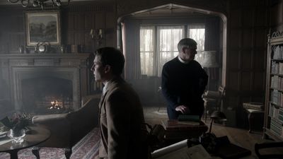 OUTLANDER_-_E1X08_BOTH_SIDES_NOW_0490.jpg