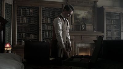 OUTLANDER_-_E1X08_BOTH_SIDES_NOW_0545.jpg