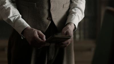 OUTLANDER_-_E1X08_BOTH_SIDES_NOW_0560.jpg