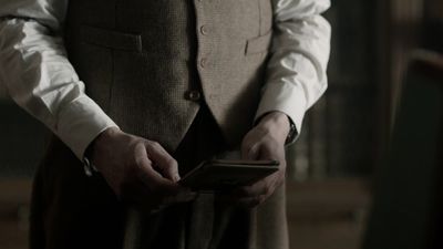 OUTLANDER_-_E1X08_BOTH_SIDES_NOW_0563.jpg