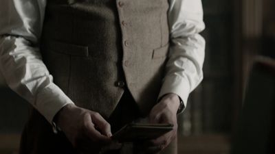 OUTLANDER_-_E1X08_BOTH_SIDES_NOW_0564.jpg