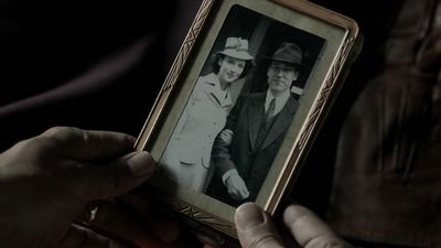 OUTLANDER_-_E1X08_BOTH_SIDES_NOW_0572.jpg