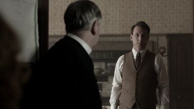 OUTLANDER_-_E1X08_BOTH_SIDES_NOW_0584.jpg